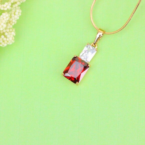 "Bold Red Pendant in Gold-Plated Setting – Luxe Statement Accent, XPPT1809 - Picture 12 of 13